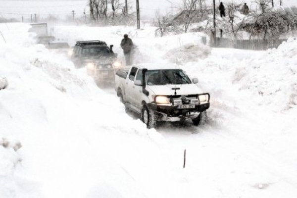 Benzinăriile riscă să rămână fără combustibil